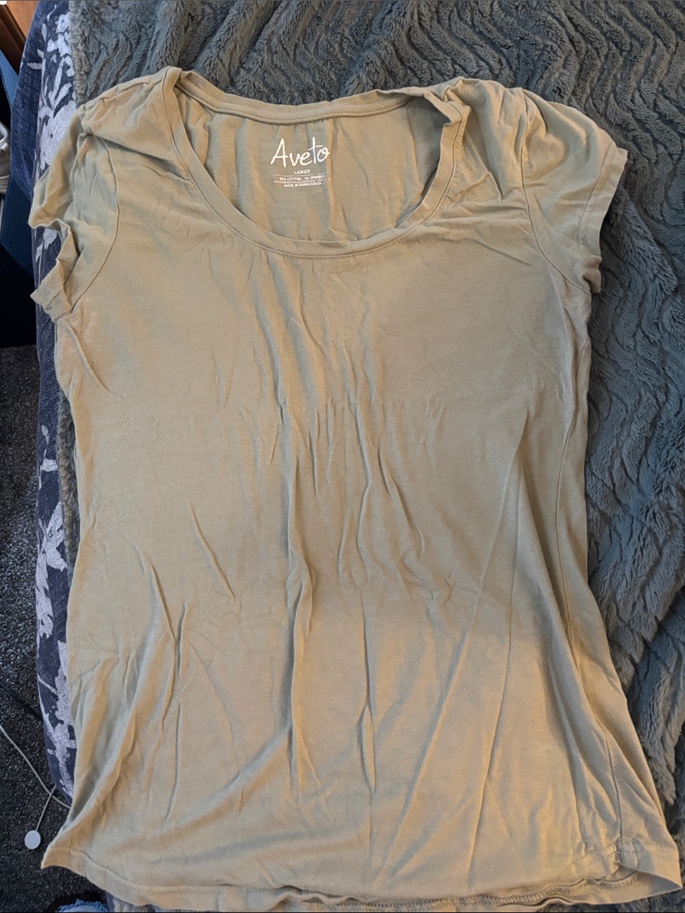 Aveto Short Sleeve Scoop Neck Tee in Beige